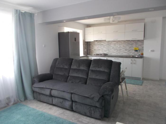 Apartament Sarra ทาร์โกวิชเต ภายนอก รูปภาพ
