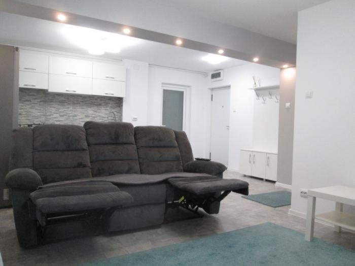 Apartament Sarra ทาร์โกวิชเต ภายนอก รูปภาพ